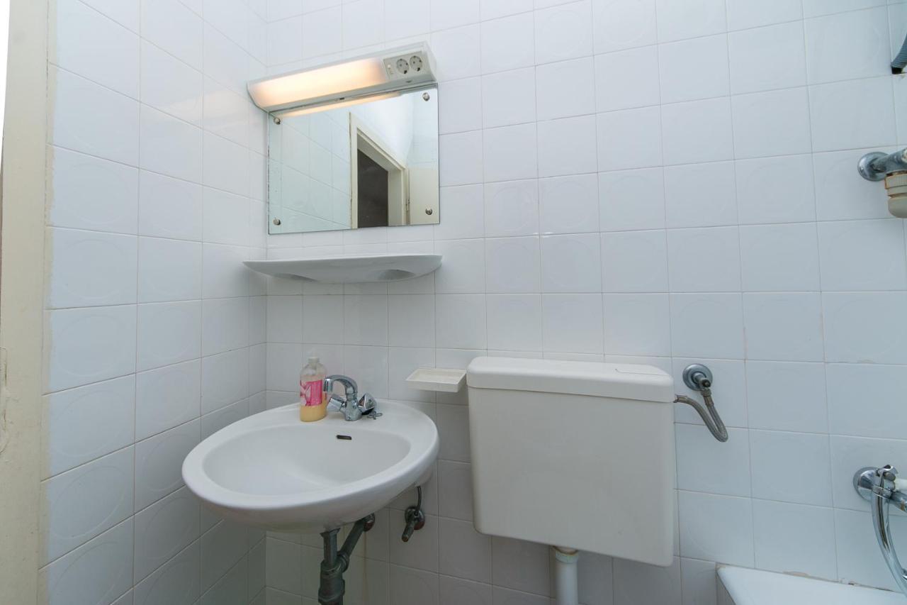 Apartments With A Parking Space Baska Voda, Makarska - 6773 Номер фото