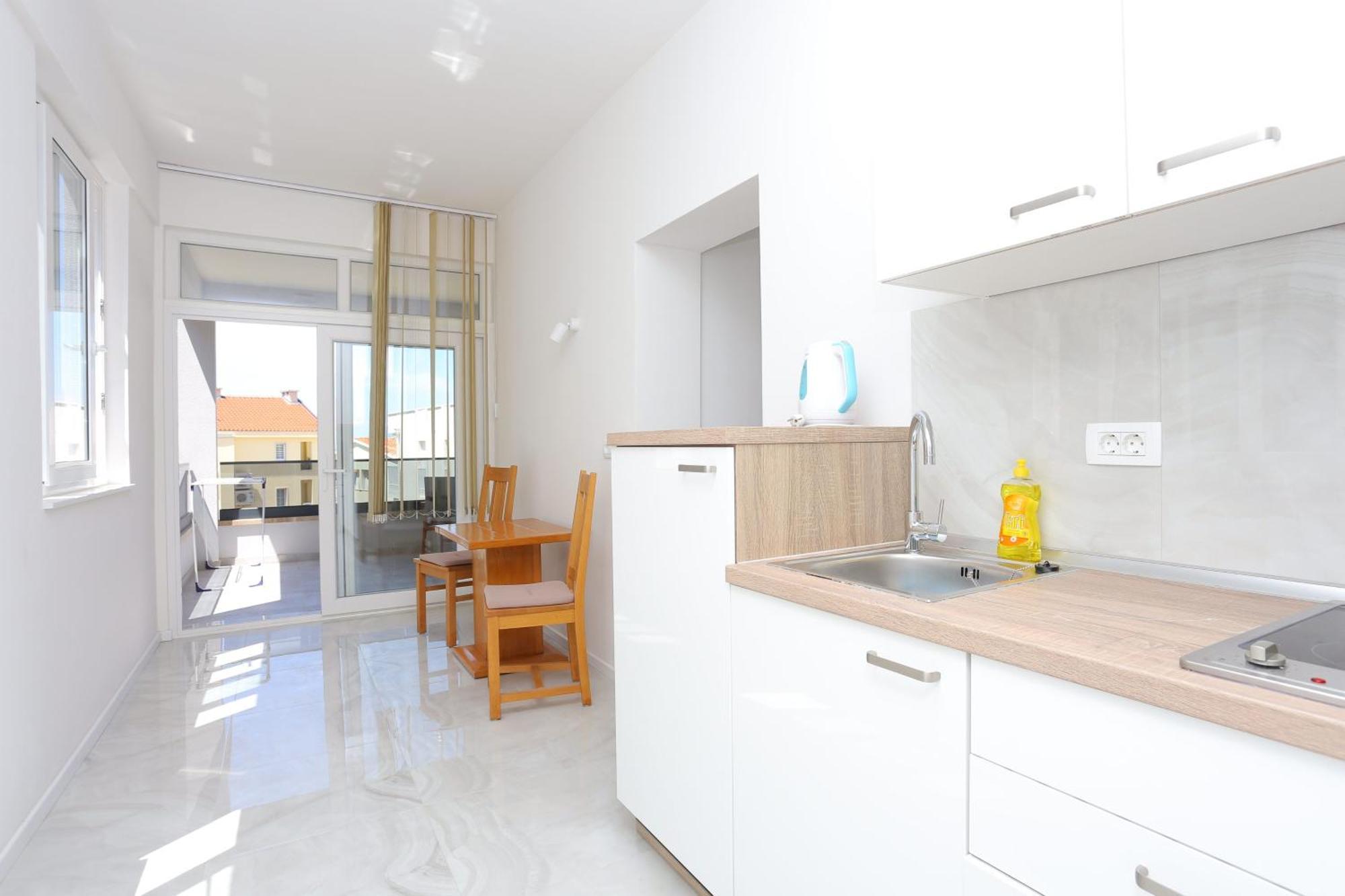 Apartments With A Parking Space Baska Voda, Makarska - 6773 Номер фото