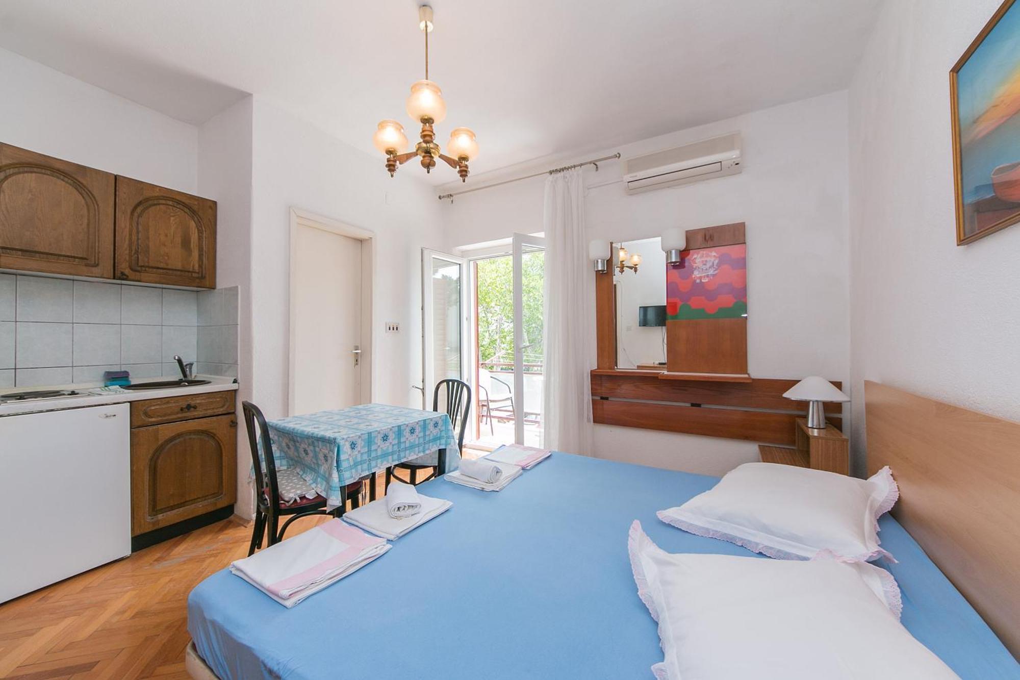 Apartments With A Parking Space Baska Voda, Makarska - 6773 Номер фото